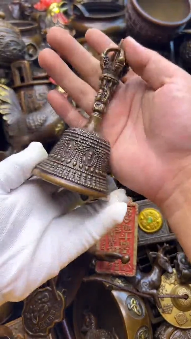 精美铜器，点击下单