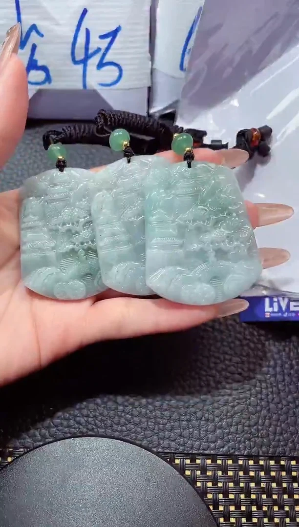 颈饰未镶嵌翡翠3多样性发其一