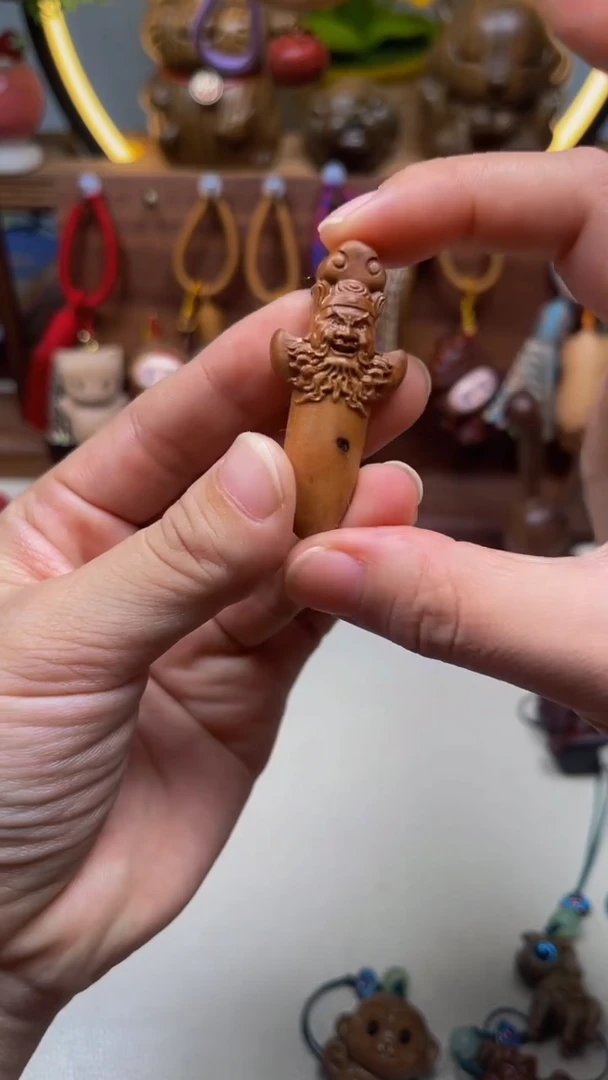 檀香木雷击桃木剑挂件