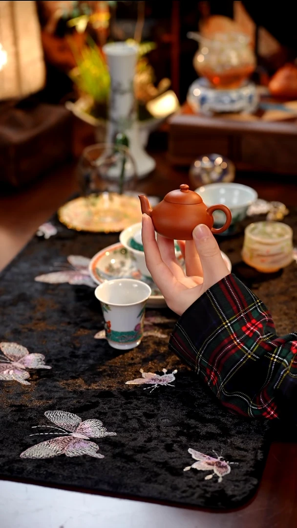 朱泥紫砂泡茶壶···