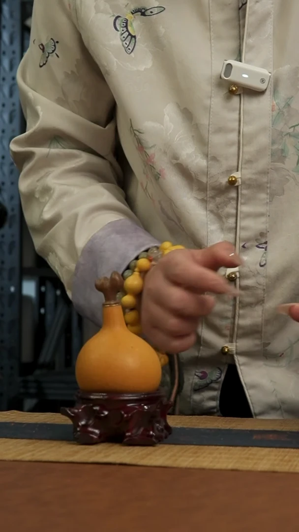 520号 天然热水酒葫芦 一物一拍（有瑕介意勿拍）