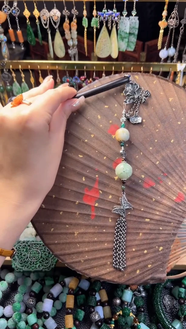 未镶嵌定制翡翠翡翠