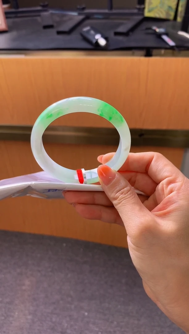 未镶嵌手镯翡翠-Q127 圈口58.5 全款7.6万 定金2万