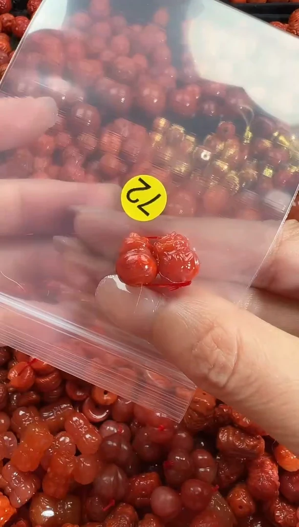 颈饰未镶嵌南红玛瑙1