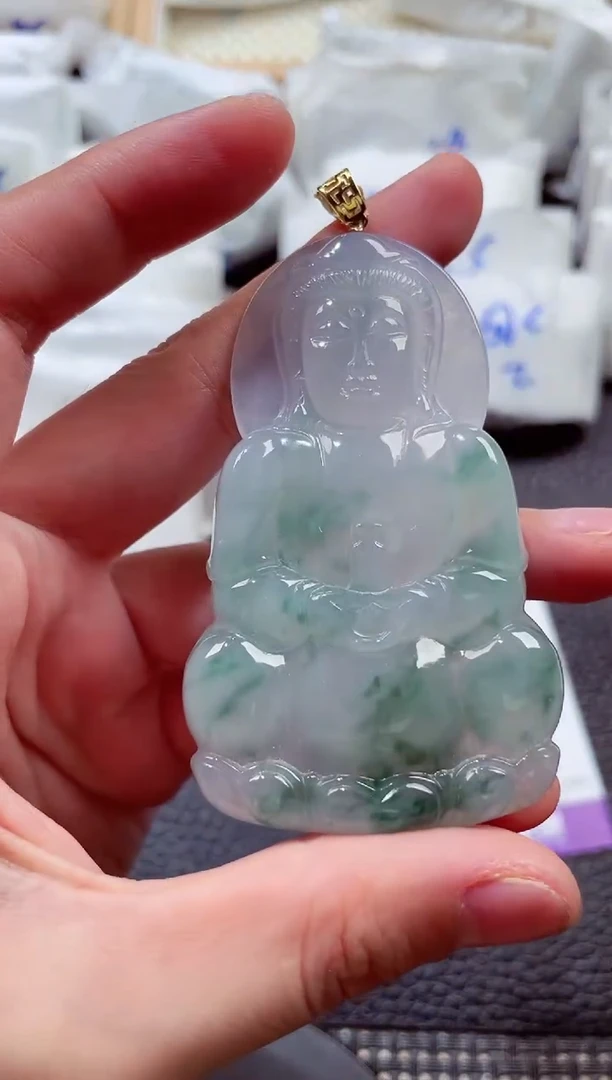 颈饰18K金镶嵌翡翠00003020