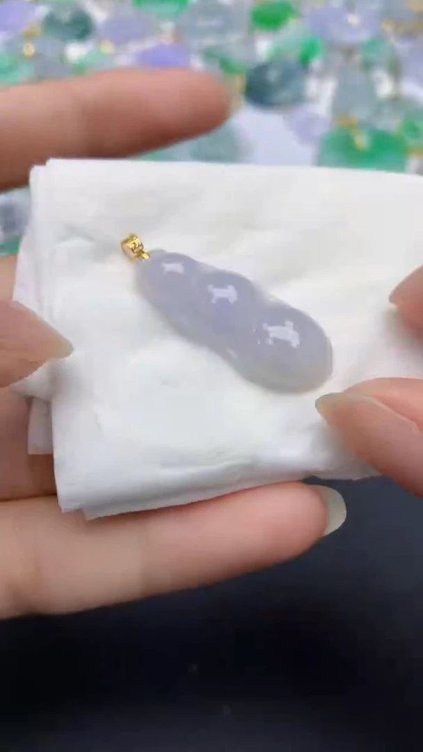 翡翠未镶嵌颈饰天然缅甸a货翡翠百元以上9元证书费自理