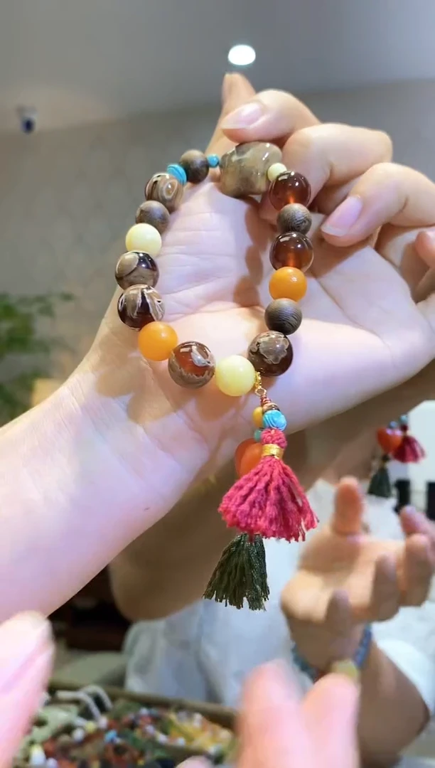 未镶嵌颈饰琥珀天然琥珀蜜蜡