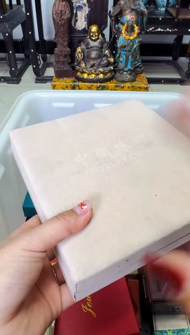 【闪购商品】蜜蜡颈饰未镶嵌老板娘推荐-----------