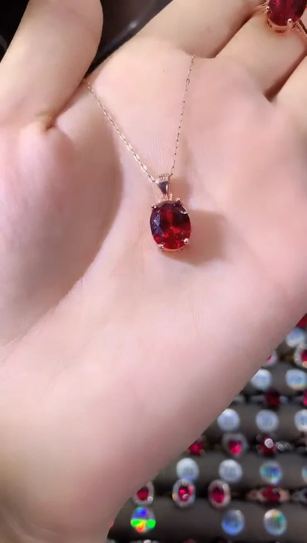 吊坠(赠链)银S925镶嵌石榴石810玫瑰金