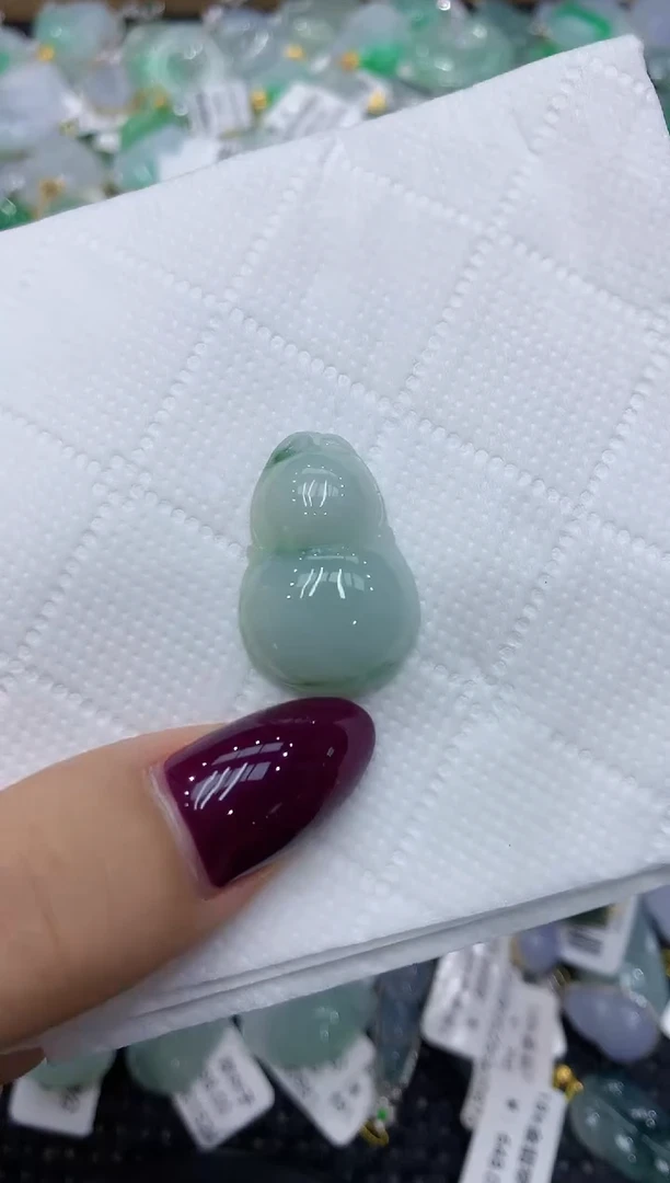 翡翠未镶嵌颈饰 111111111111