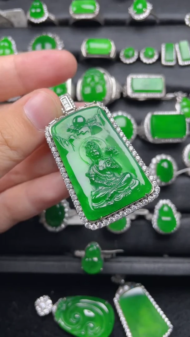 颈饰银S925镶嵌翡翠翡翠