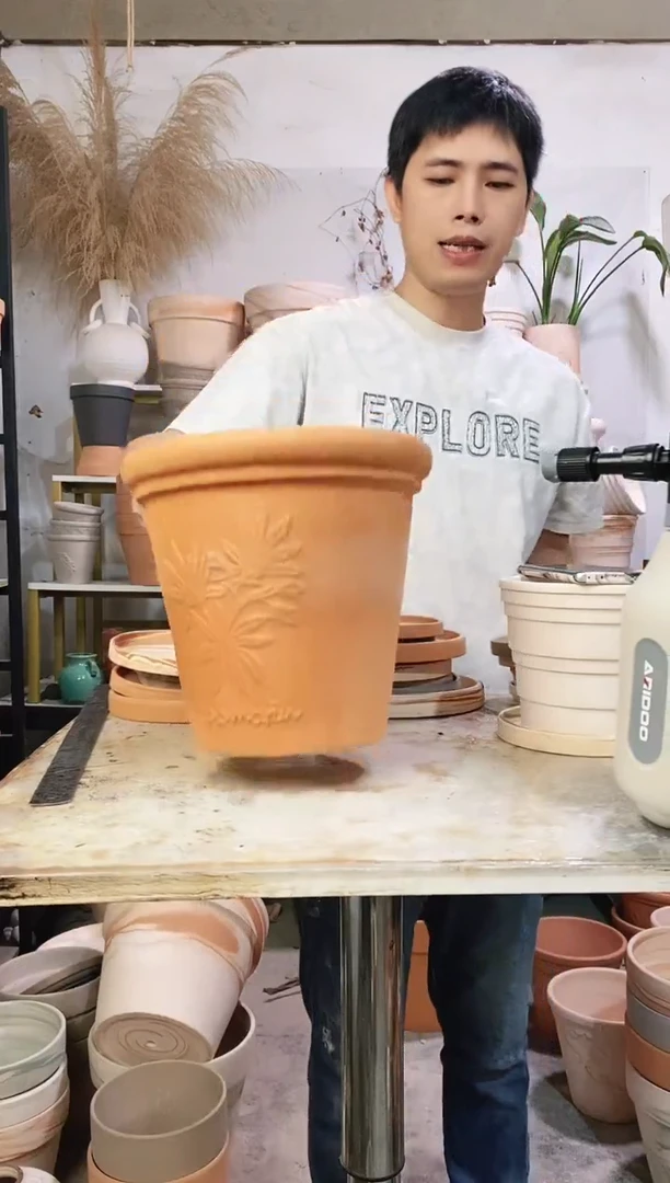 瑕疵无售后25*23红陶浮雕 1盆无托