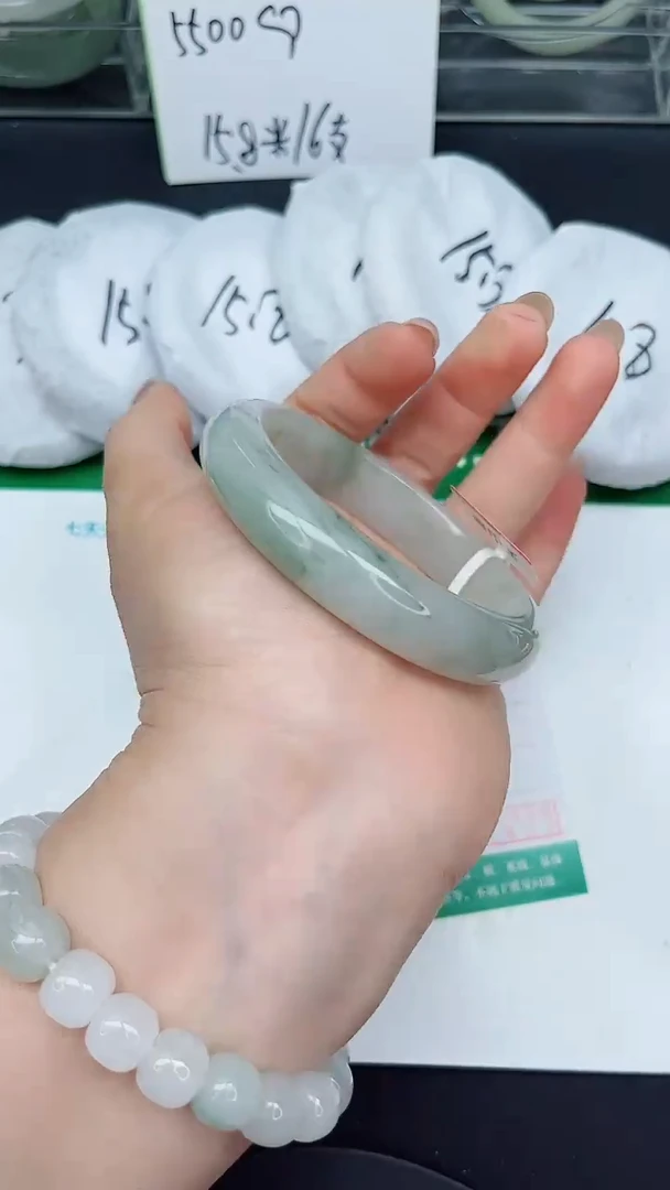 未镶嵌手镯石英质玉137-57/58