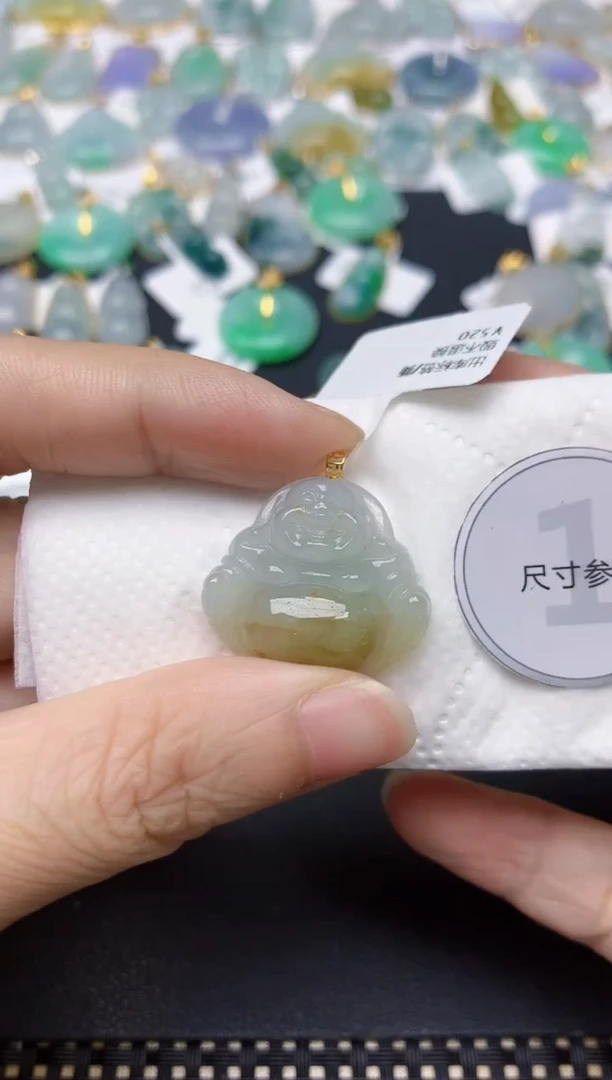 翡翠18K金镶嵌颈饰天然缅甸A货翡翠