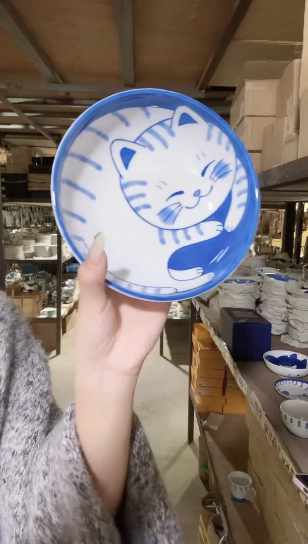 陶瓷猫咪16.5cm煮物钵一个