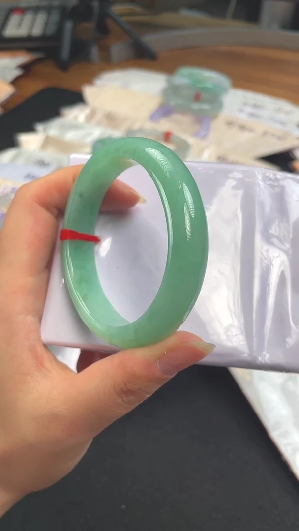 【闪购商品】翡翠手镯未镶嵌手镯MY2222