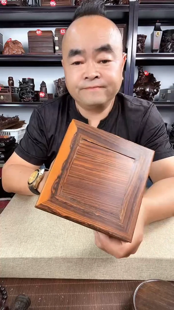 木老李红木工艺品573瑕疵