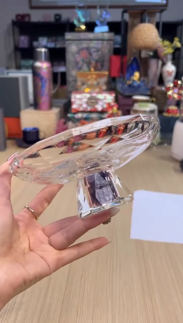 121卡普拉烁华紫水晶果盘