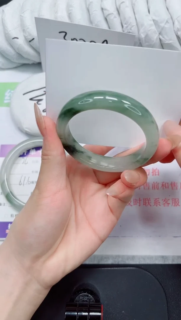 石英质玉手镯未镶嵌27-52