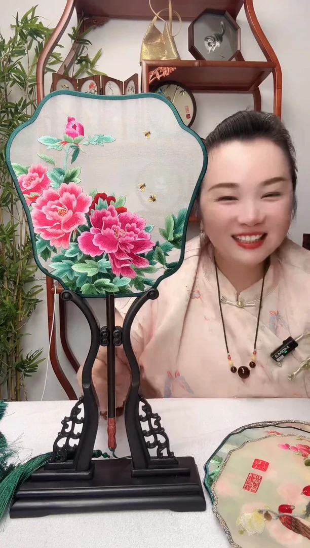 刺绣团扇-双面绣花