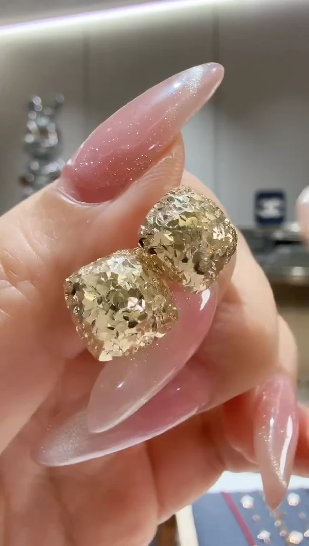 18K金耳饰新款方形车花耳钉k黄