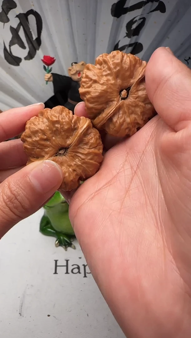 吊坠文玩核桃R****n07