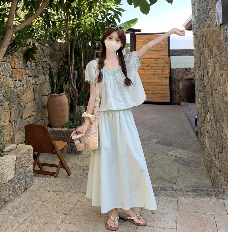 法式2025新款通勤时尚套装夏季显瘦泡泡袖气质高腰时尚小众裙子