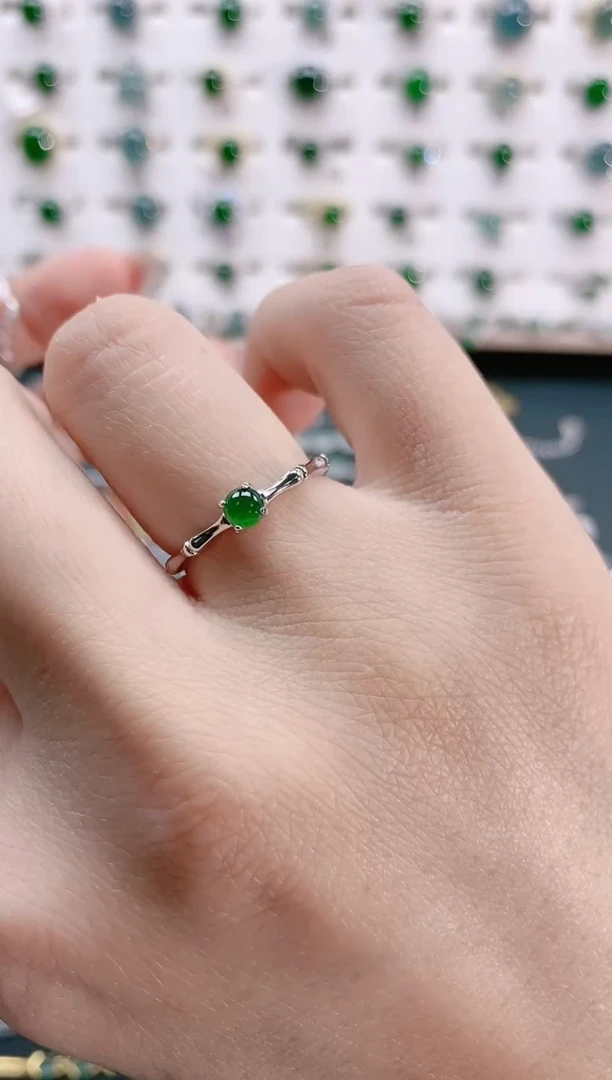 【闪购商品】翡翠戒指银S925镶嵌 天然翡翠