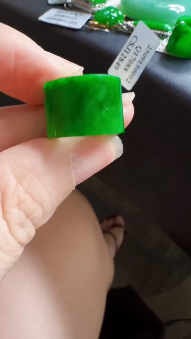 颈饰未镶嵌翡翠路路通