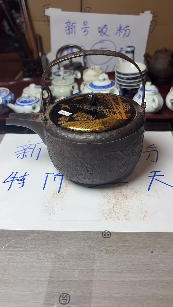 谢谢老板，回流产品有磨损正常，谨慎买！