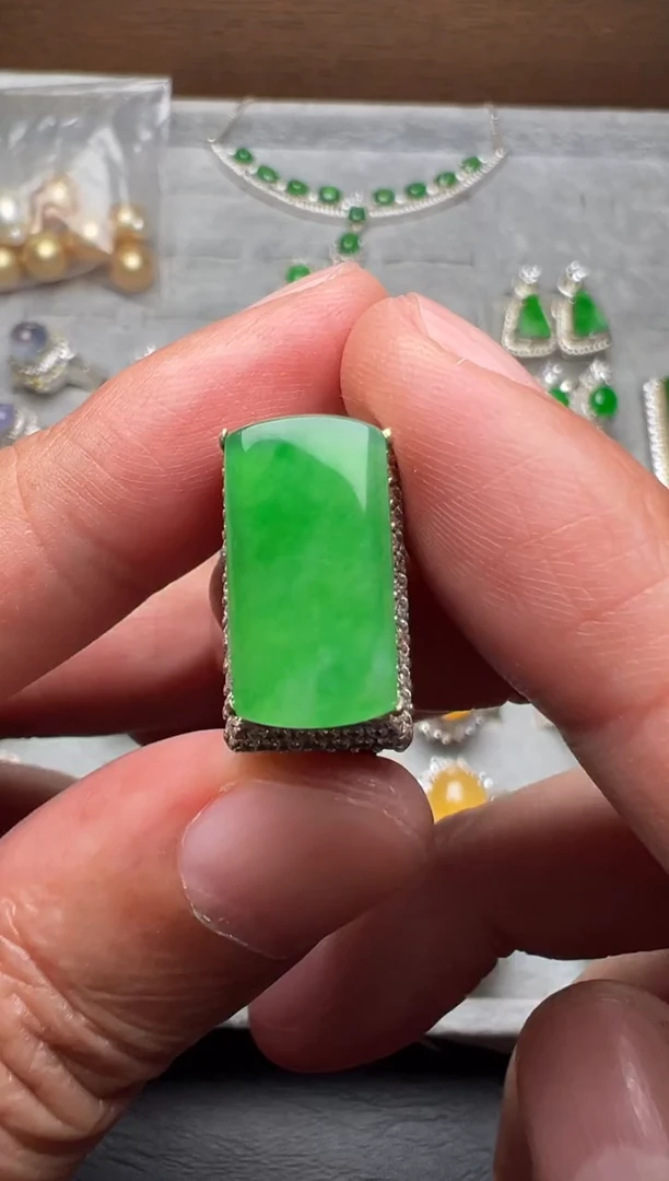 未镶嵌定制翡翠缅甸A货翡翠