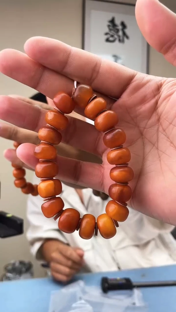 蜜蜡未镶嵌珠宝奇石T0假一罚十多样性发其一