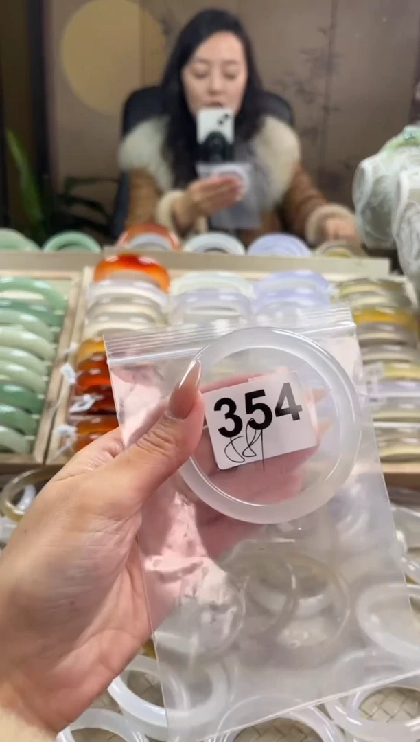 手镯玛瑙/玉髓未镶嵌354