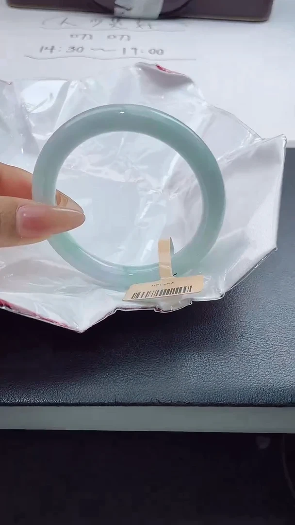 【闪购商品】翡翠手镯未镶嵌翡翠手镯2