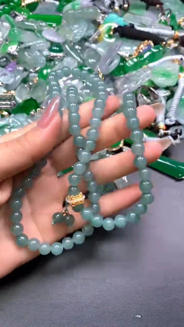 颈饰未镶嵌翡翠(配扣头多样性发其一）111
