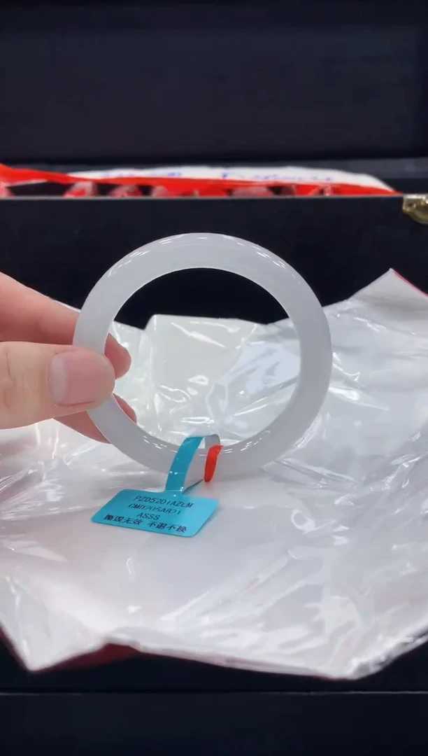 未镶嵌手镯翡翠翡翠手镯