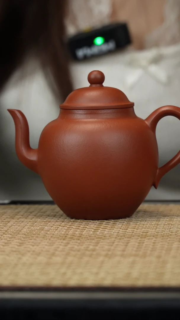 【闪购商品】紫砂茶壶朱泥高宫灯170c