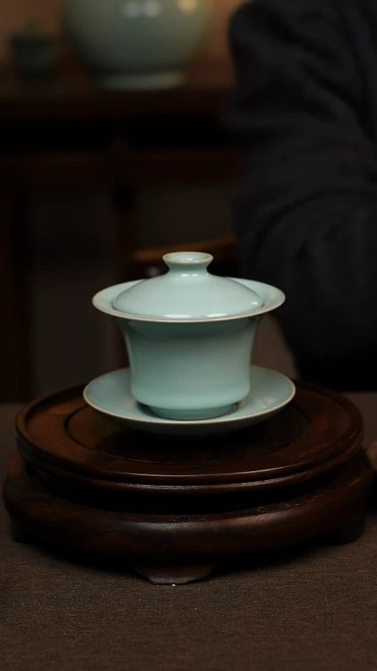 瓷片天青色全手工三才马蹄盖碗130ml一级礼盒包装