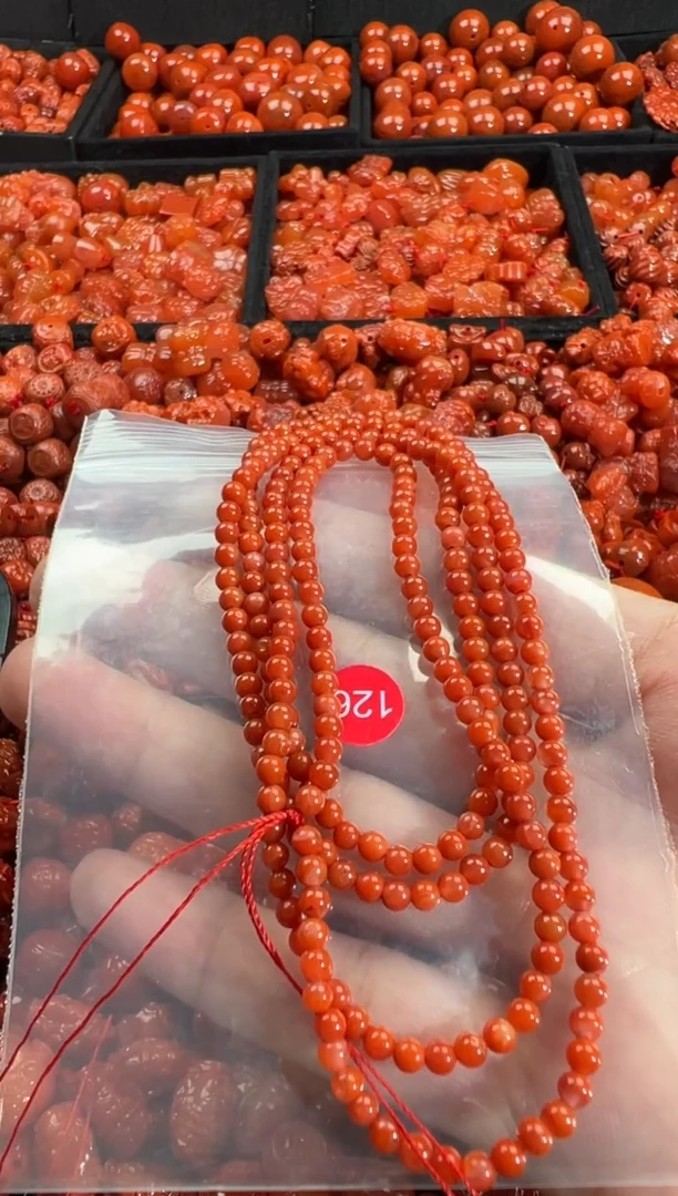 颈饰未镶嵌南红玛瑙1