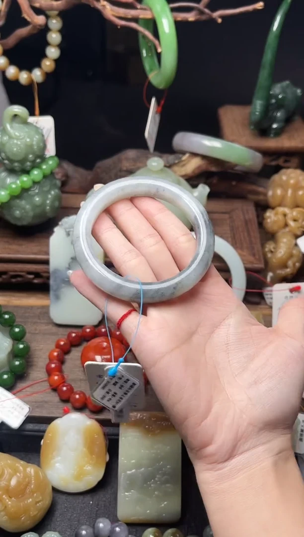 和田玉手镯未镶嵌墨玉青花 57圈9008990