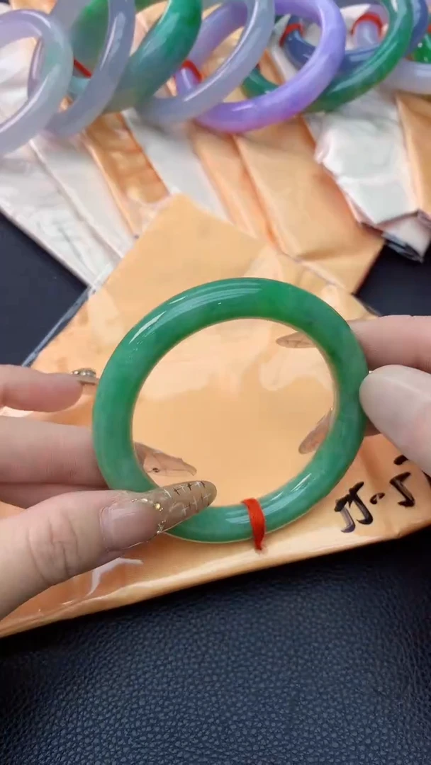 未镶嵌手镯翡翠0852675170