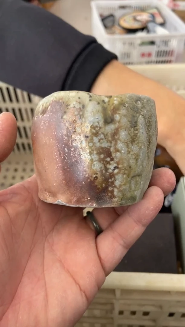 无运费险有瑕疵的摄影的产品有使用过的痕迹有点脏介意勿拍