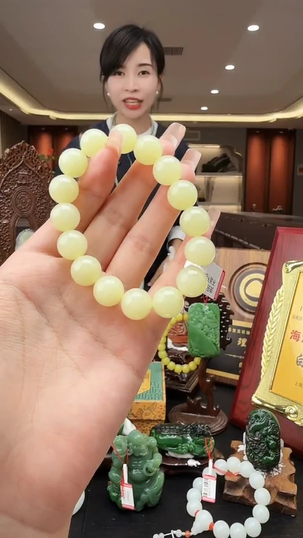 颈饰未镶嵌和田玉16hk