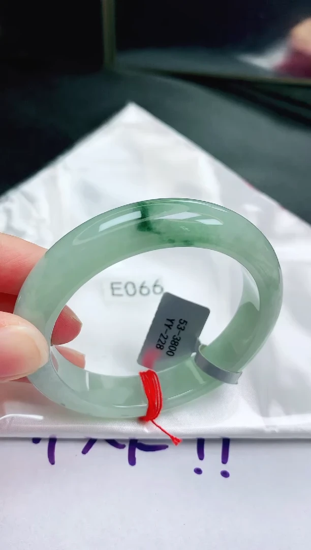 未镶嵌手镯翡翠缅甸天然A货翡翠手镯