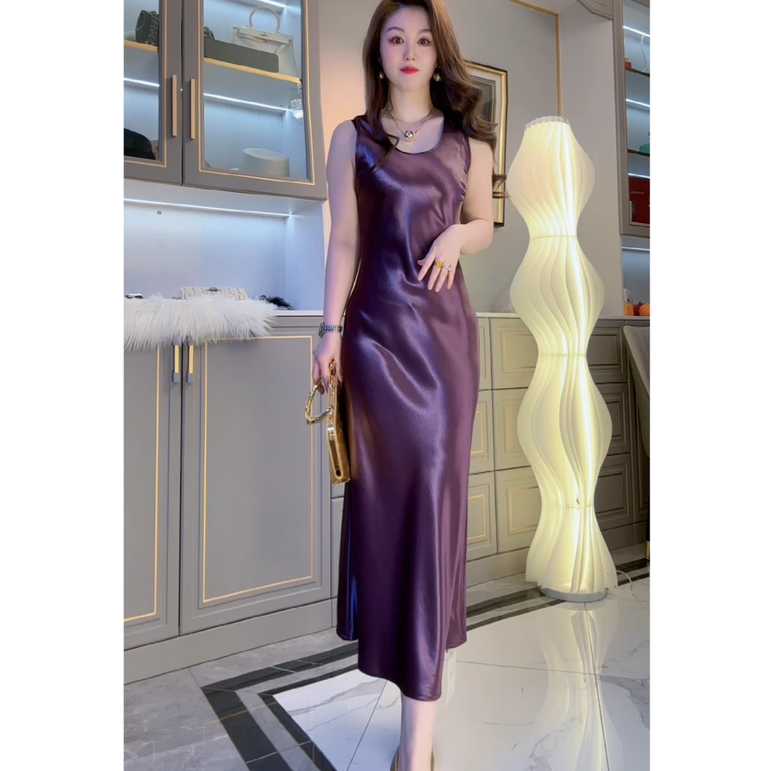 【送飘带】夏季缎面休闲薄款背心裙时尚减龄显瘦气质性感连衣裙8526
