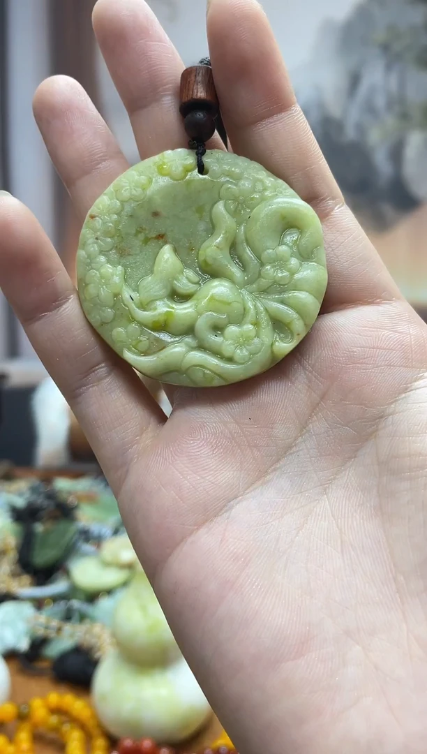未镶嵌岫玉吊坠·