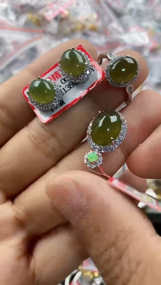 银S925镶嵌戒指翡翠333             2