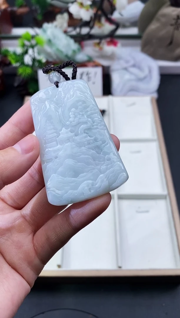 颈饰未镶嵌翡翠天然缅甸A货翡翠