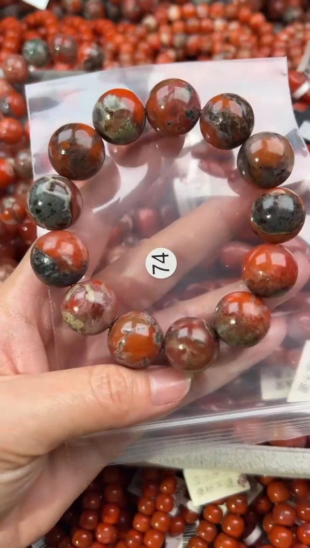 南红玛瑙手串未镶嵌17+