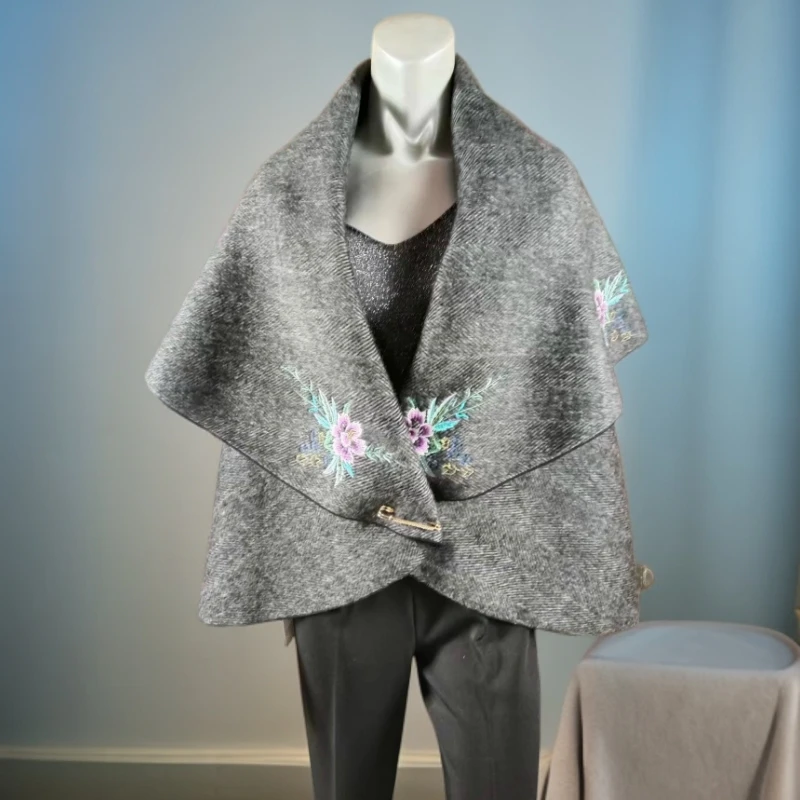 璞玉*202501001-U636020D冬季绣花斗篷披肩(12)